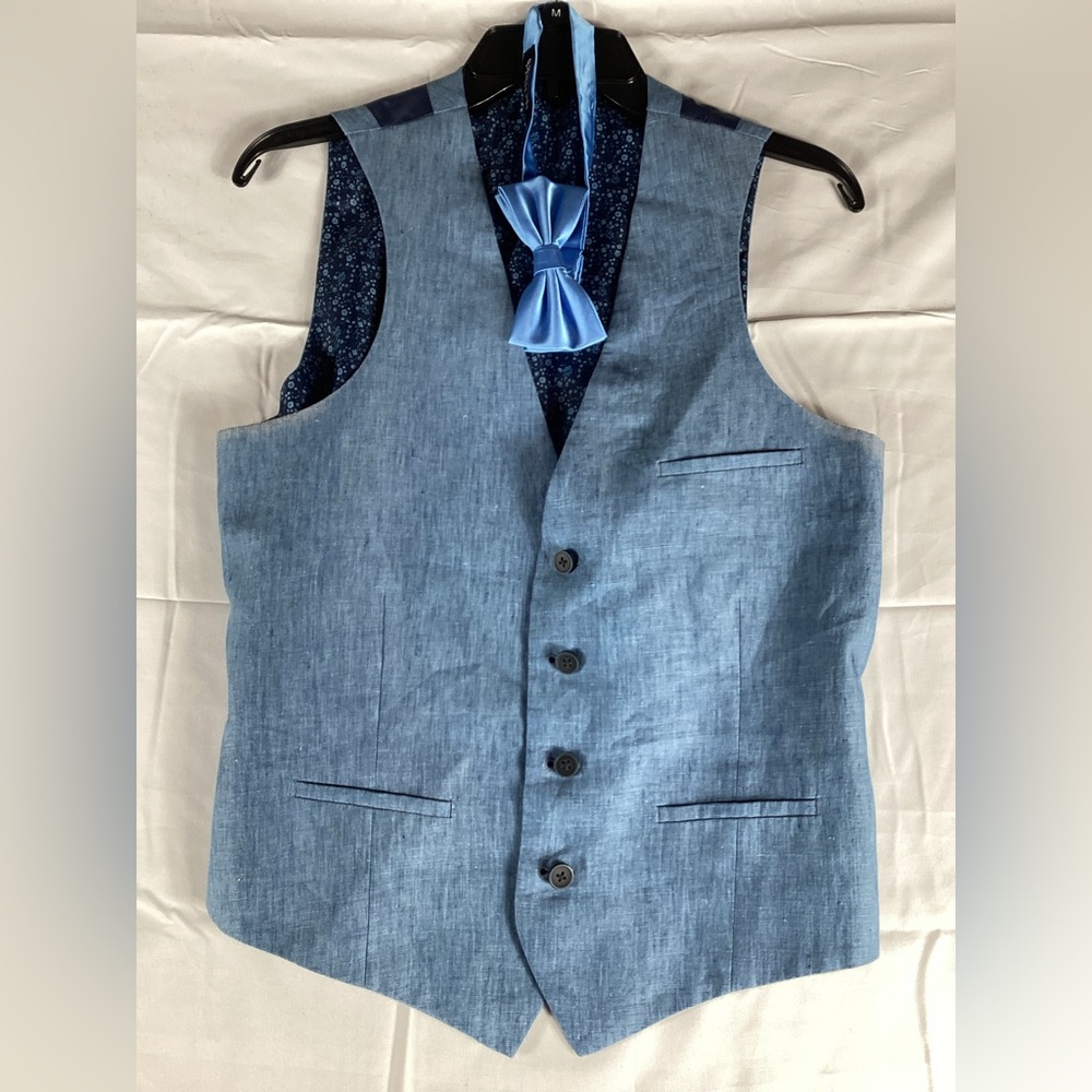 Linen Light Blue Vest with Free Bow Tie